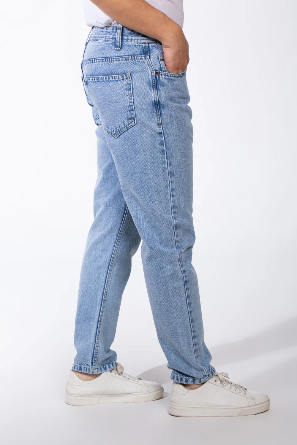 Men's Mid-Wash Tapered Jeans Tailored Look Five Pocket Design Boyfriend Versatile Denims Pants - Image 15