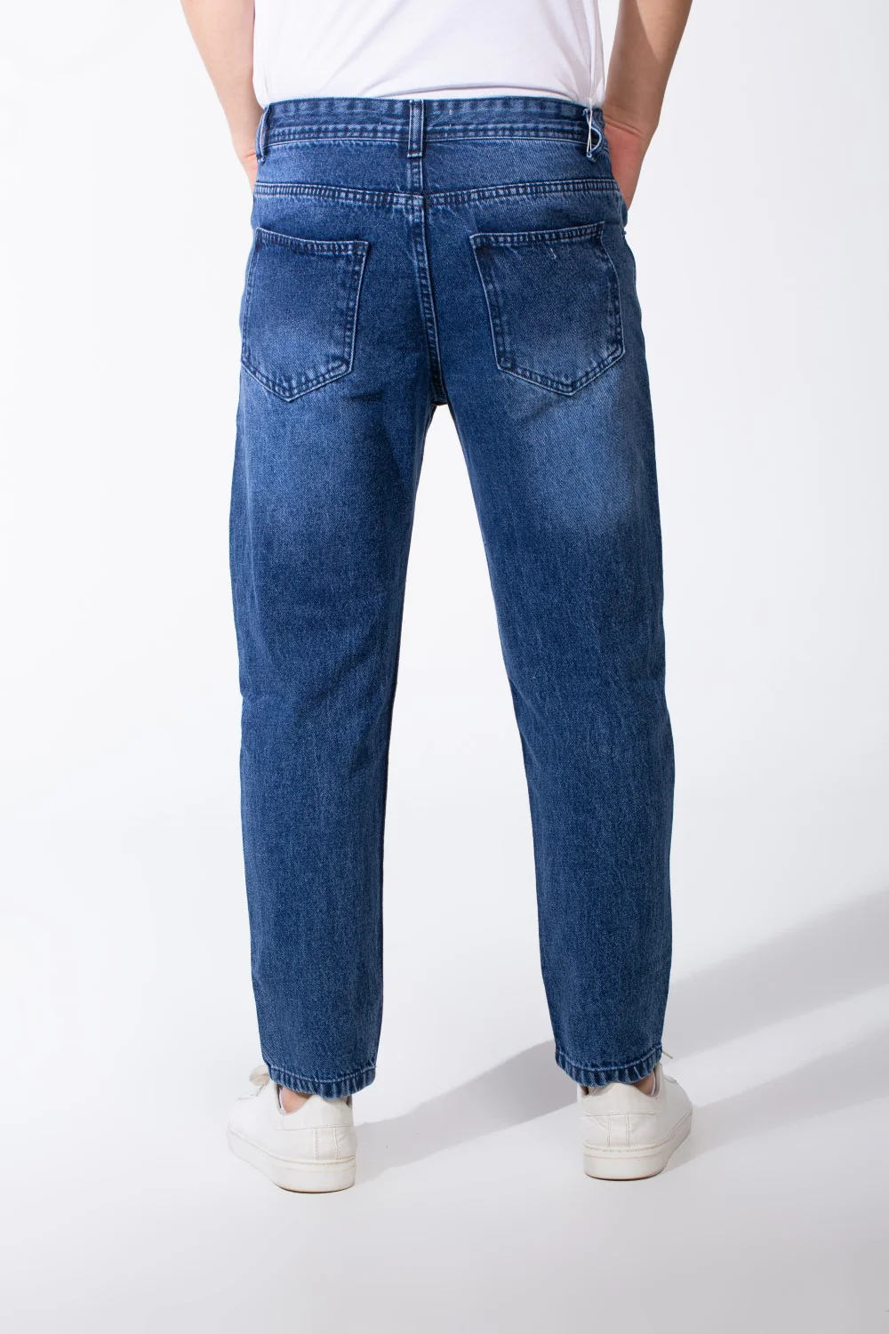 Men's Mid-Wash Tapered Jeans Tailored Look Five Pocket Design Boyfriend Versatile Denims Pants - Image 8