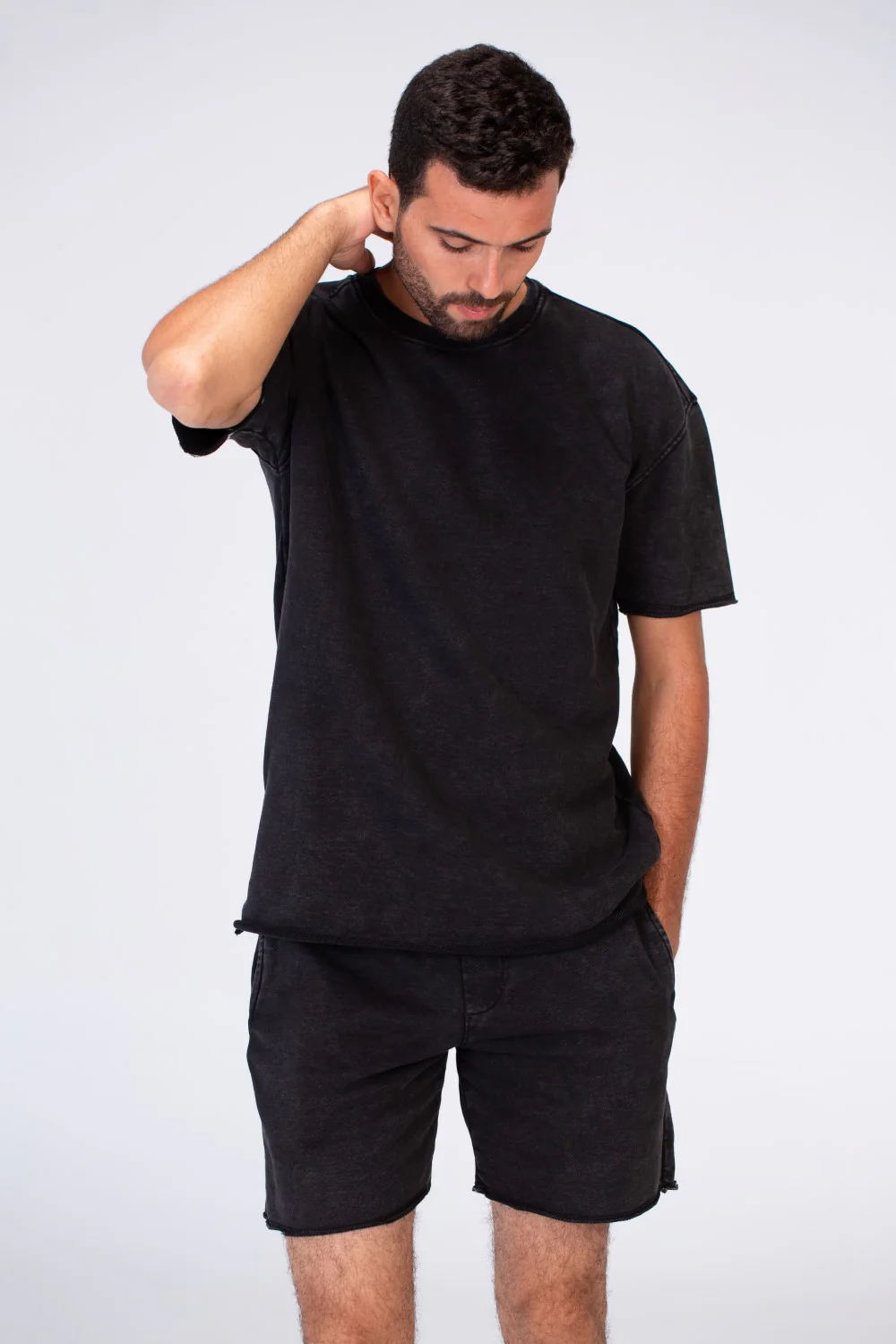 Mens Milton Casual Back Pocket Shorts In Breathable Fabric - Image 3