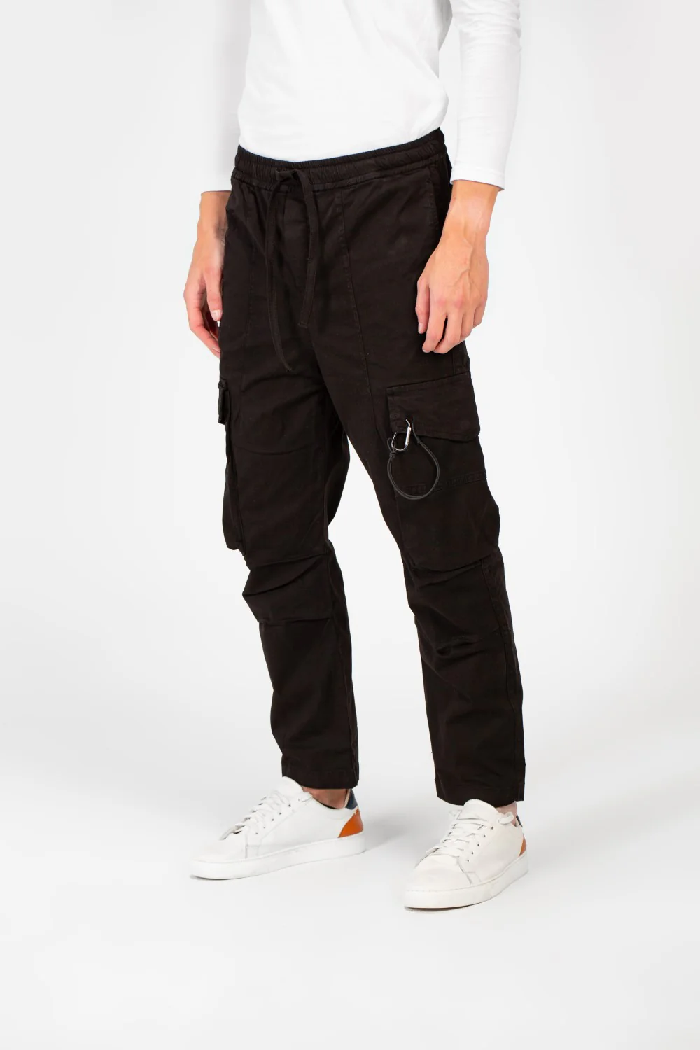 Men's Modern Gabardine Shewal Pants With A Drawstring Waist And Basic Details - Image 4