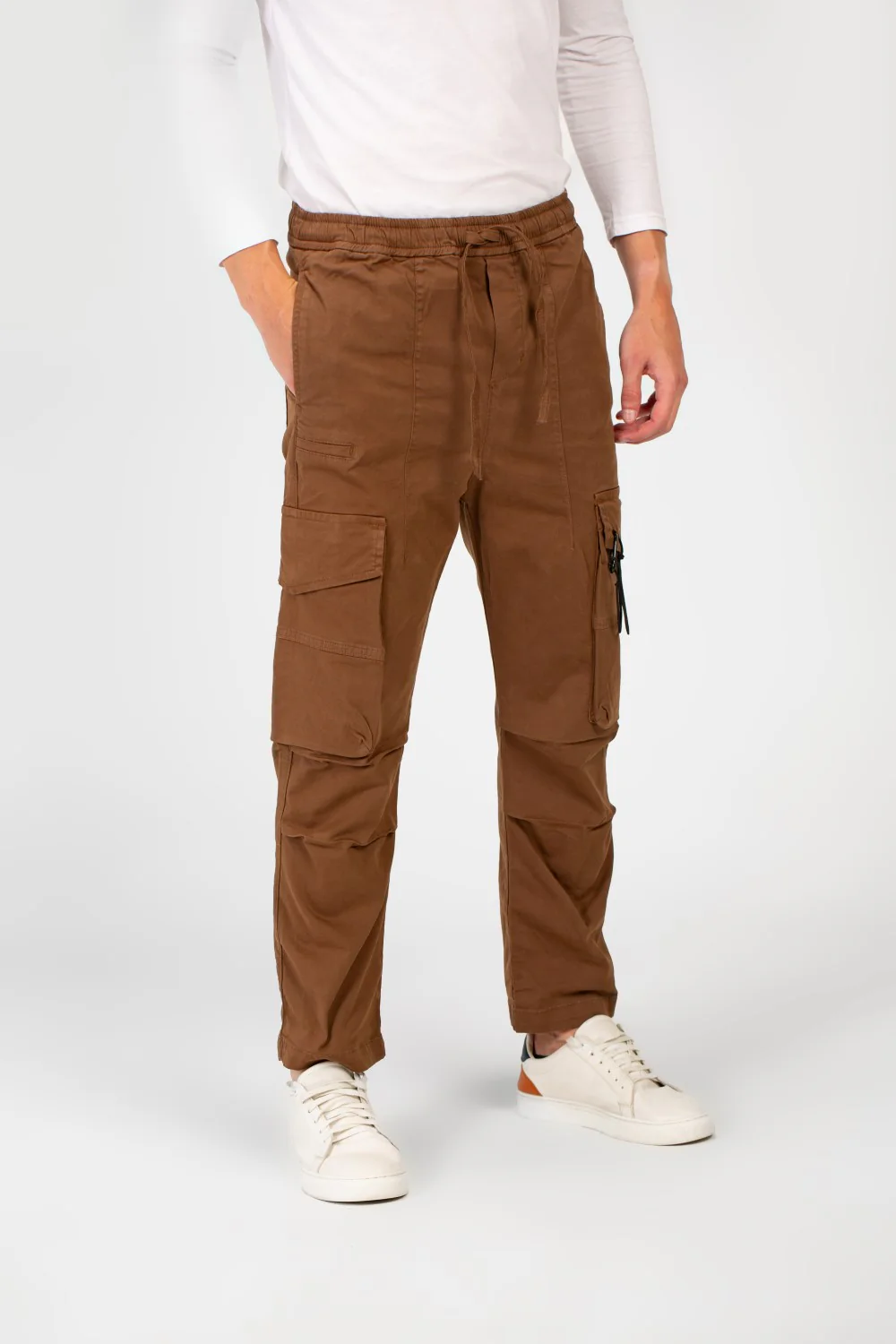 Men's Modern Gabardine Shewal Pants With A Drawstring Waist And Basic Details - Image 7