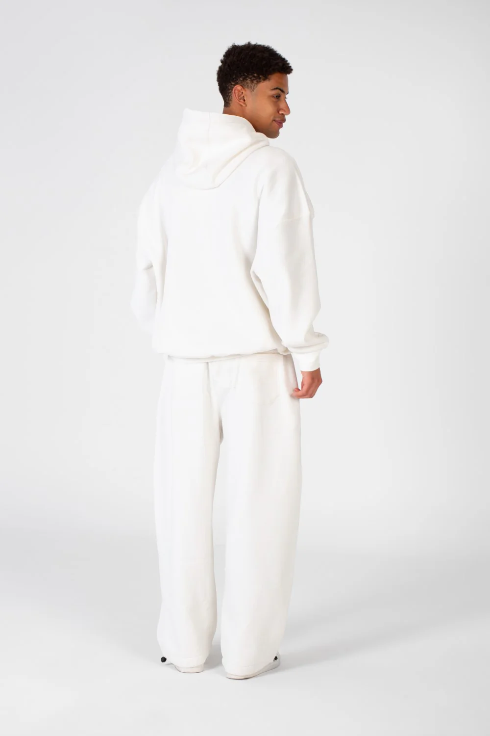 Men's Over Size Hood Sweatshirt With Front Print In Melton Material - Image 5