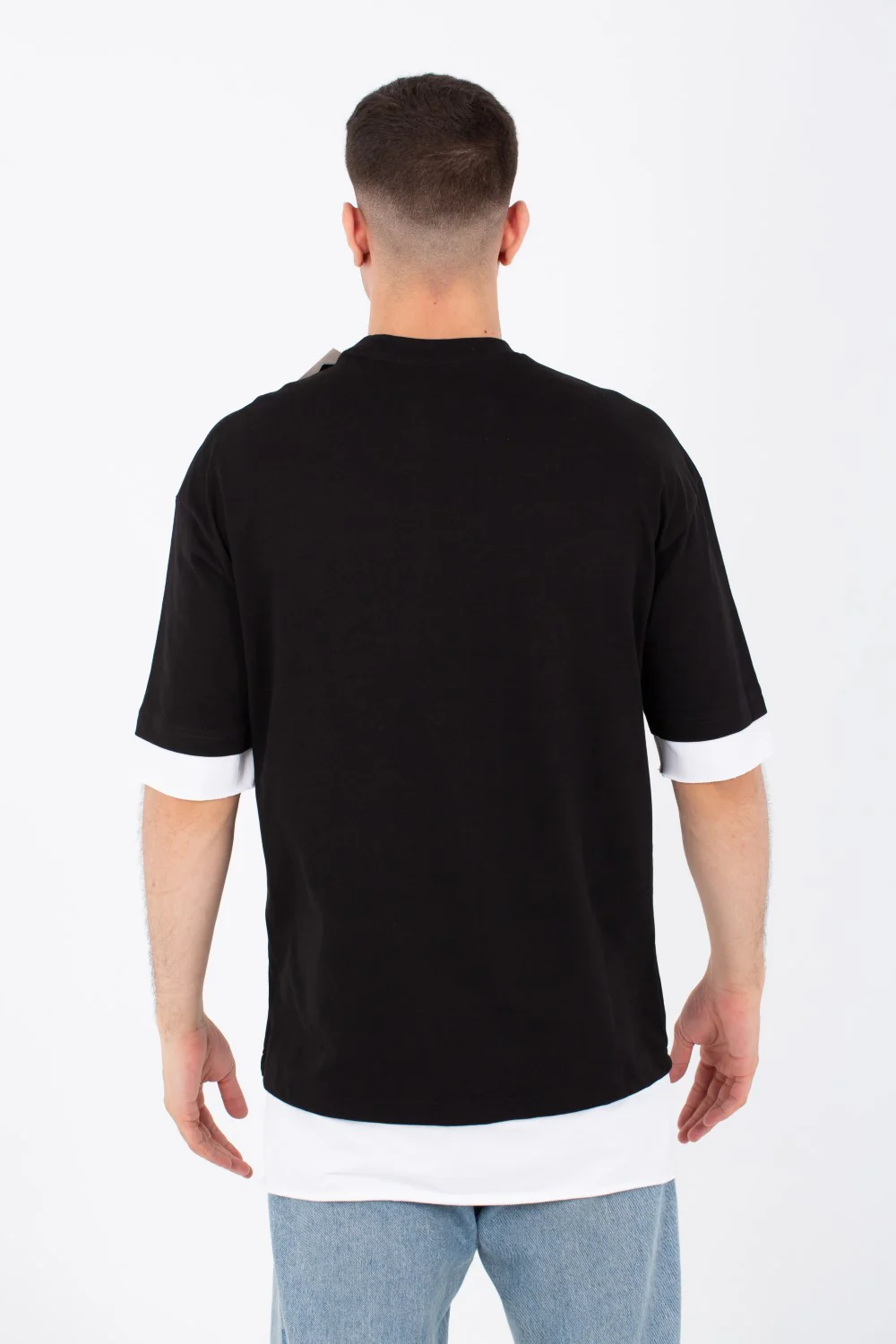 Mens Oversize Basic T-shirt With A Round Neck And Front Print - Image 5