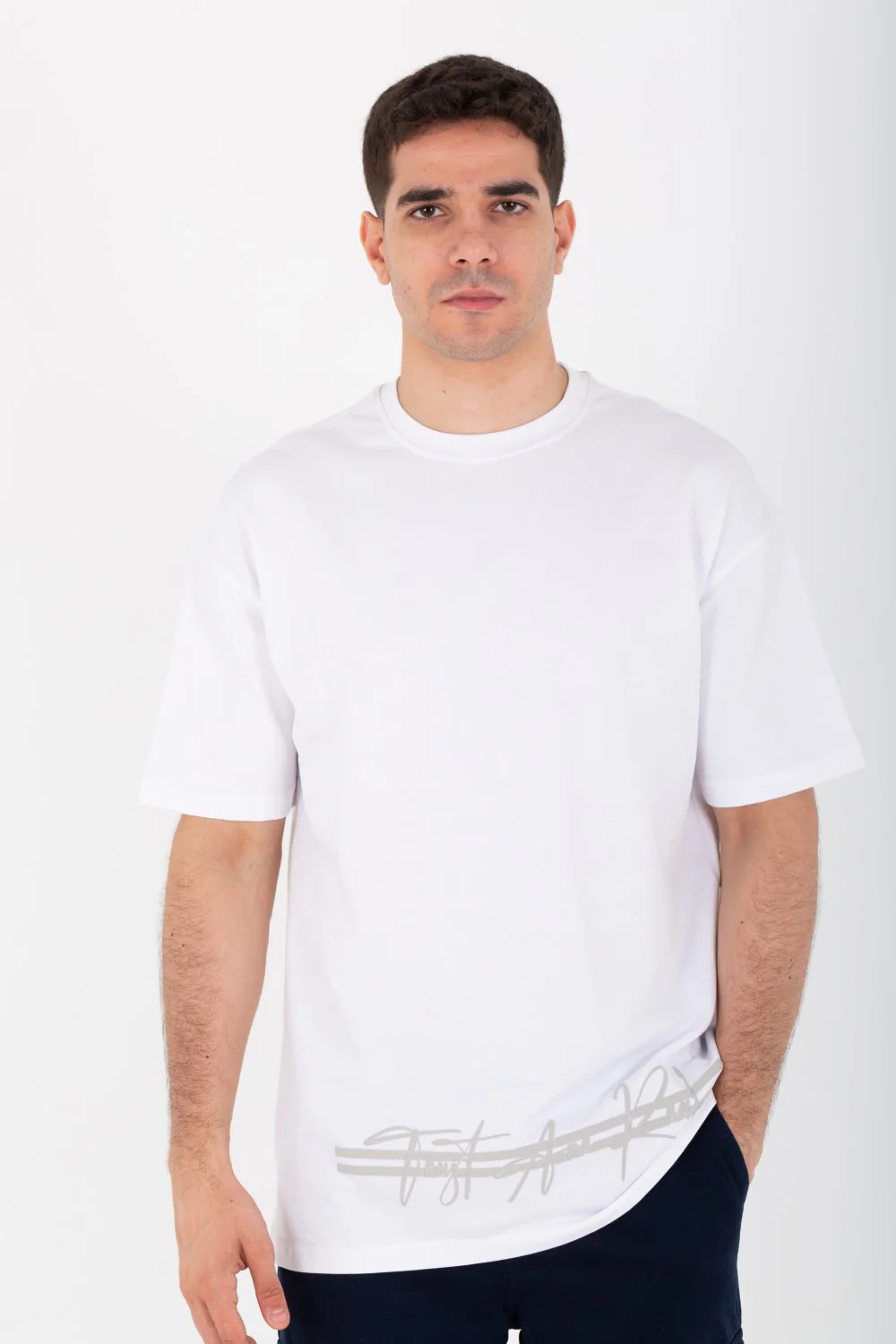 Mens Oversize Round Neck Printed T-shirt With Summer Melton Material - Image 10