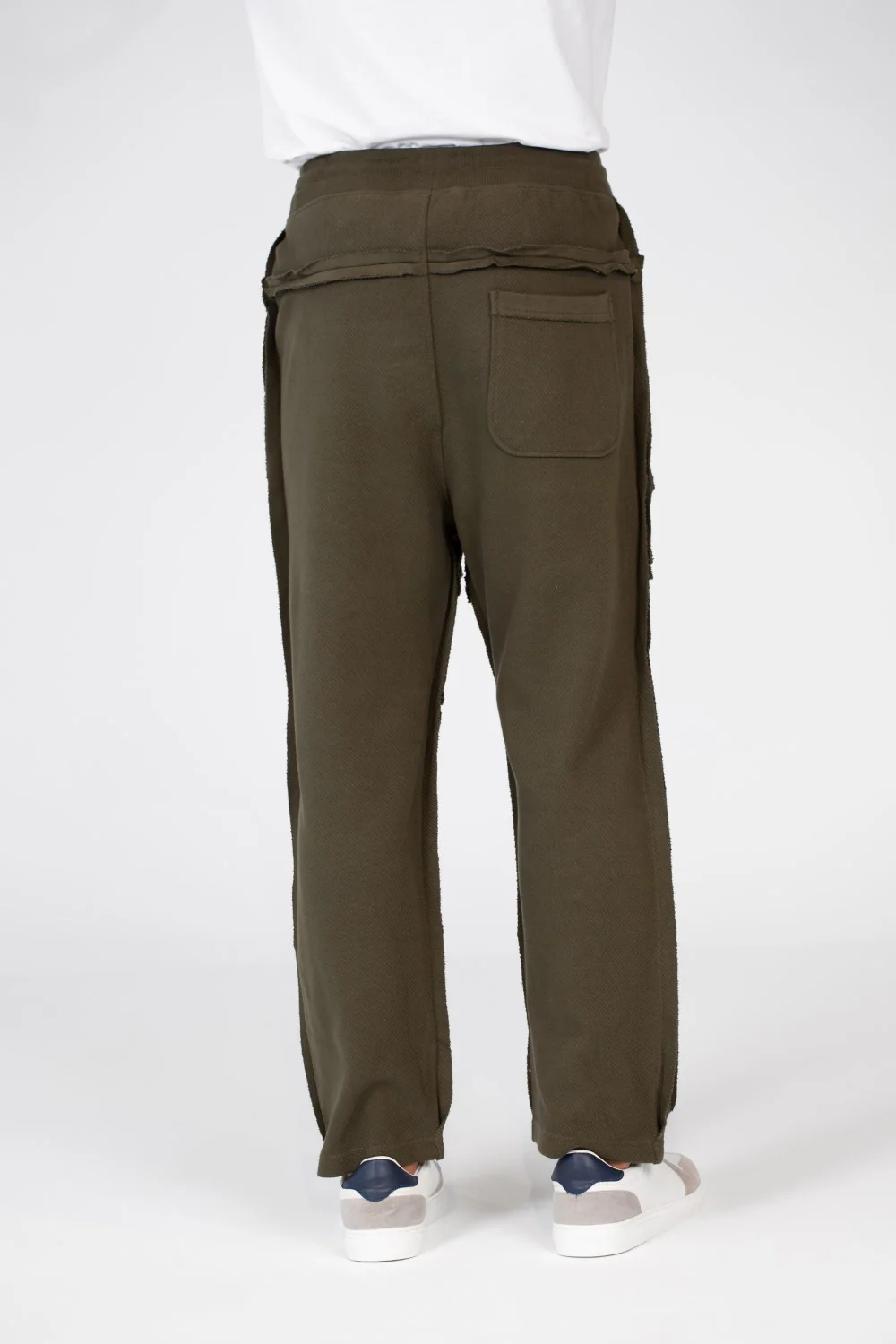 Men's Oversize Sweatpants With A Modern Fit In Melton Material - Image 21