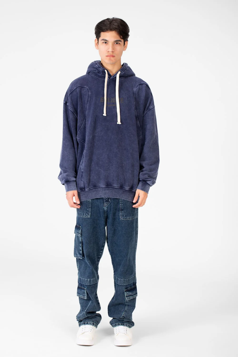 Men's Oversize Sweatshirt With A Modern Cut In Practical Material - Image 12