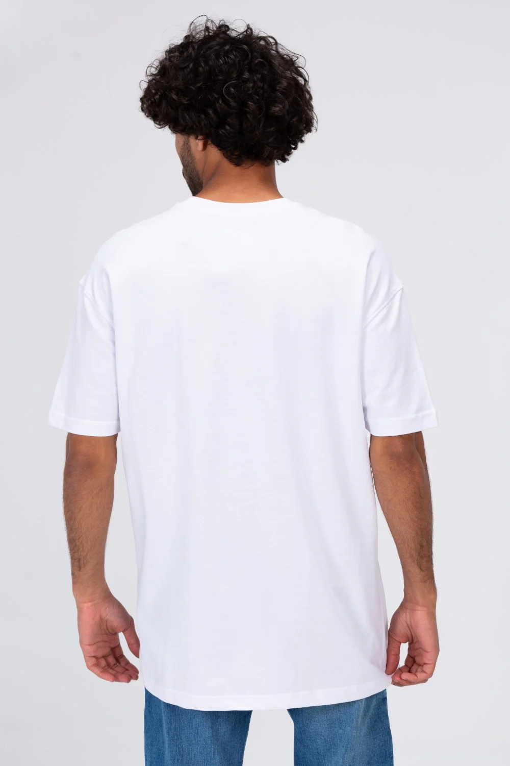 Mens Oversize T-shirt With Short Sleeves And A Round Neck - Image 11