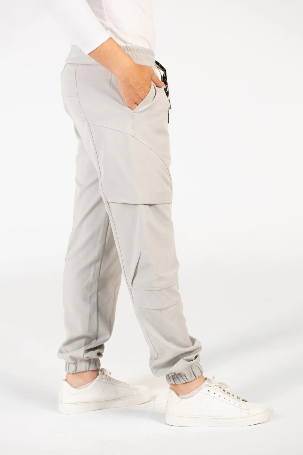 Men's Oversized Basic Sweatpants With Pockets - Image 11