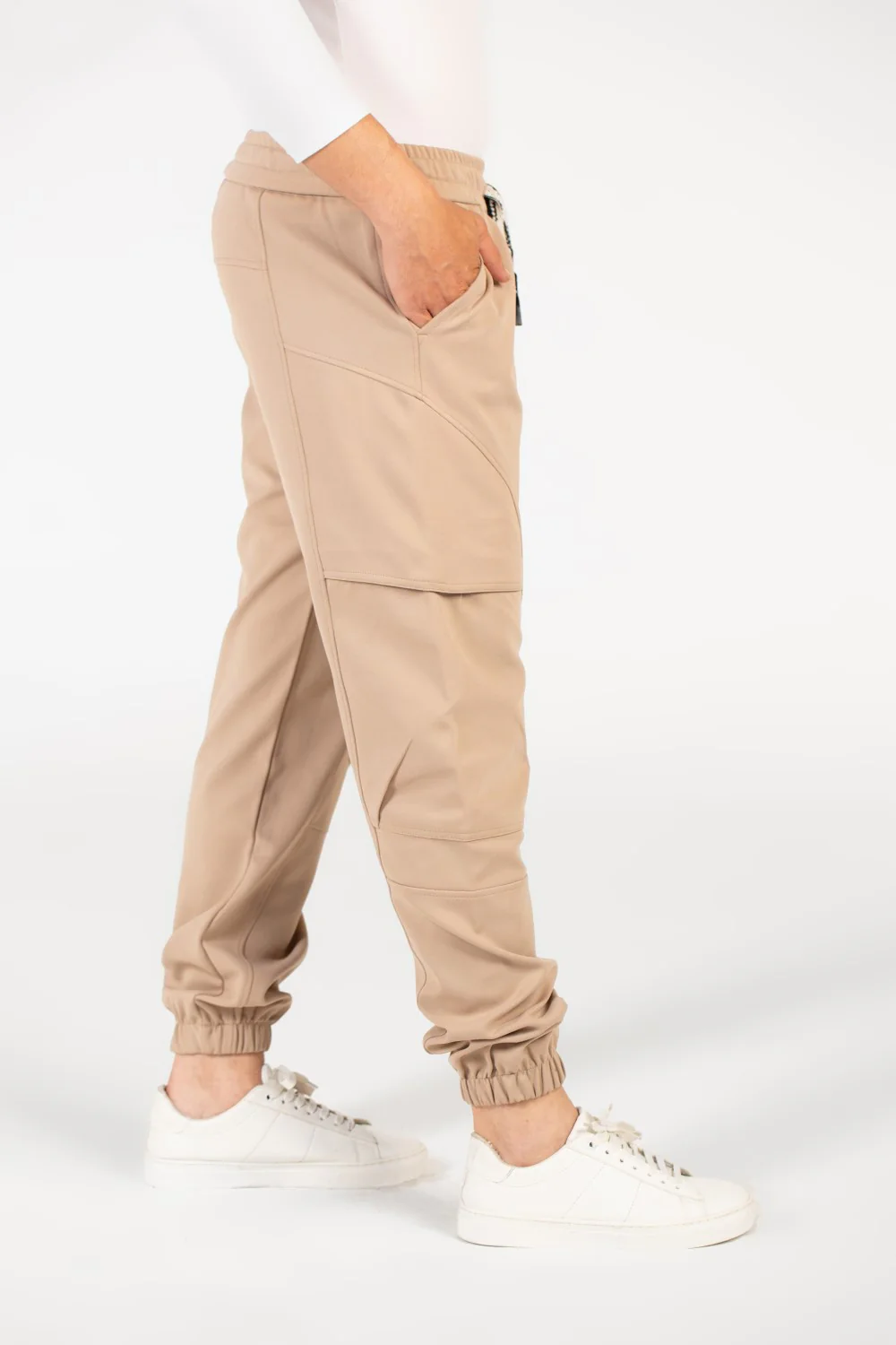 Men's Oversized Basic Sweatpants With Pockets - Image 3