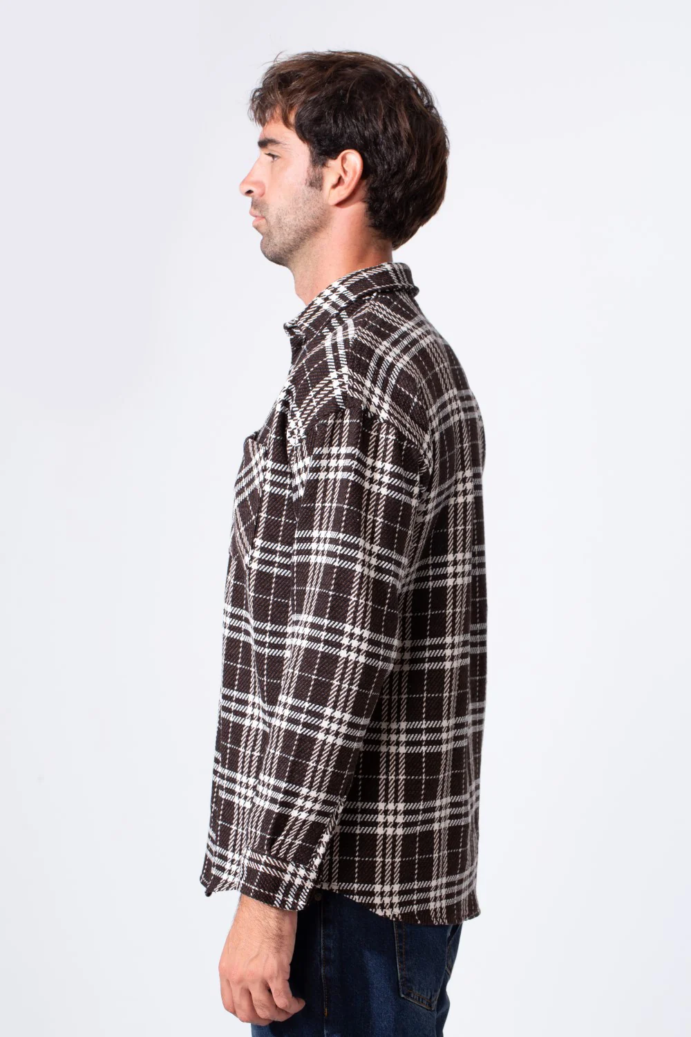 Men's Oversized Checked Shirt With Front Pocket And Long Sleeves - Image 7