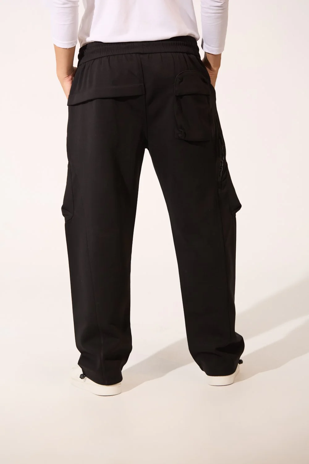 Men's Oversized Middle Drawstring Sweatpants With Front Pockets - Image 6