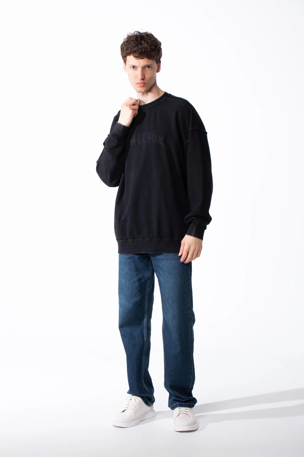 Men's Oversized Pigment-Dye Finish Ribbed Crew Neck Modern Distressed Edge Melton Sweatshirt - Image 3