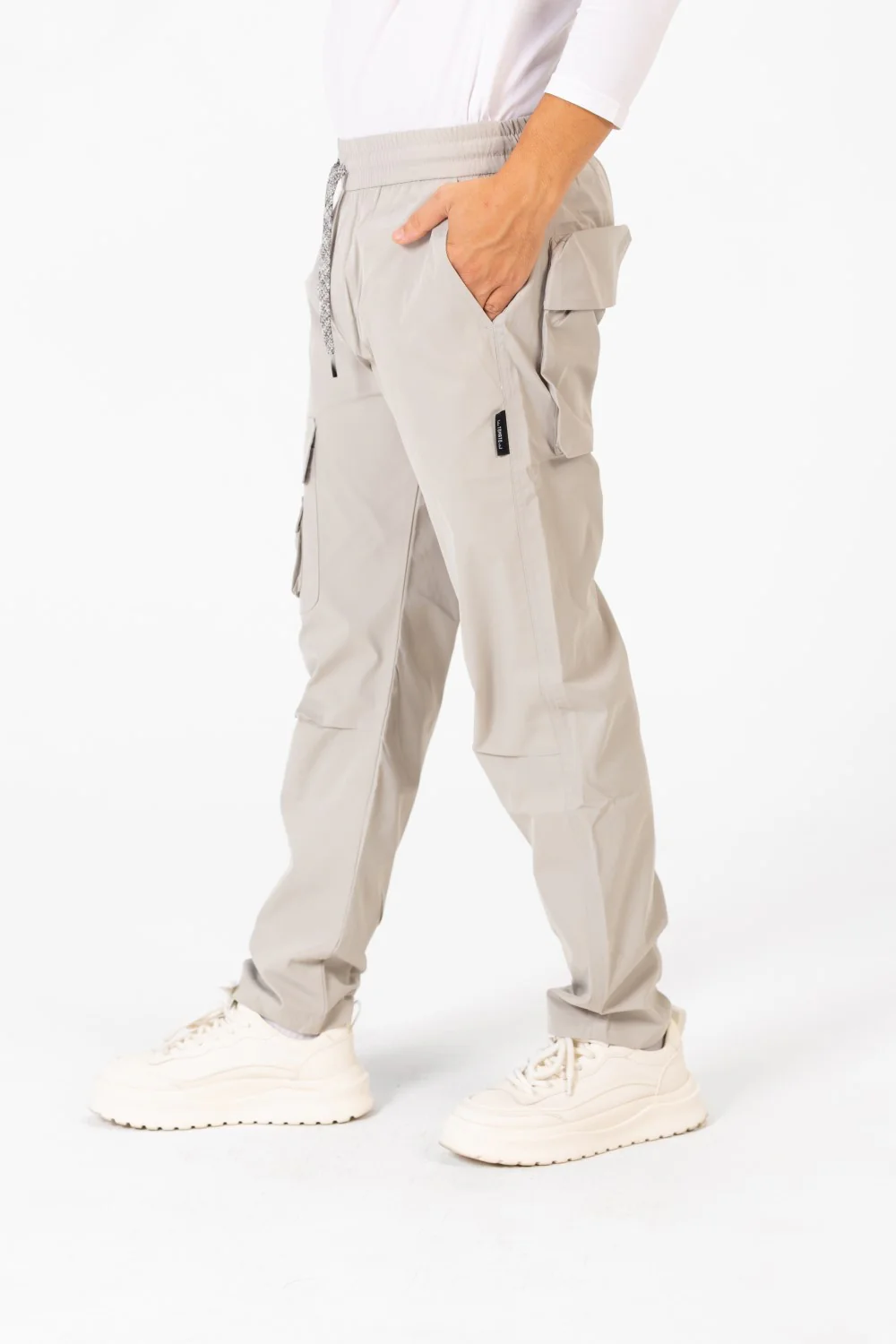 Men's Oversized Sweatpants With A Drawstring At The Middle And Modern Pockets - Image 20