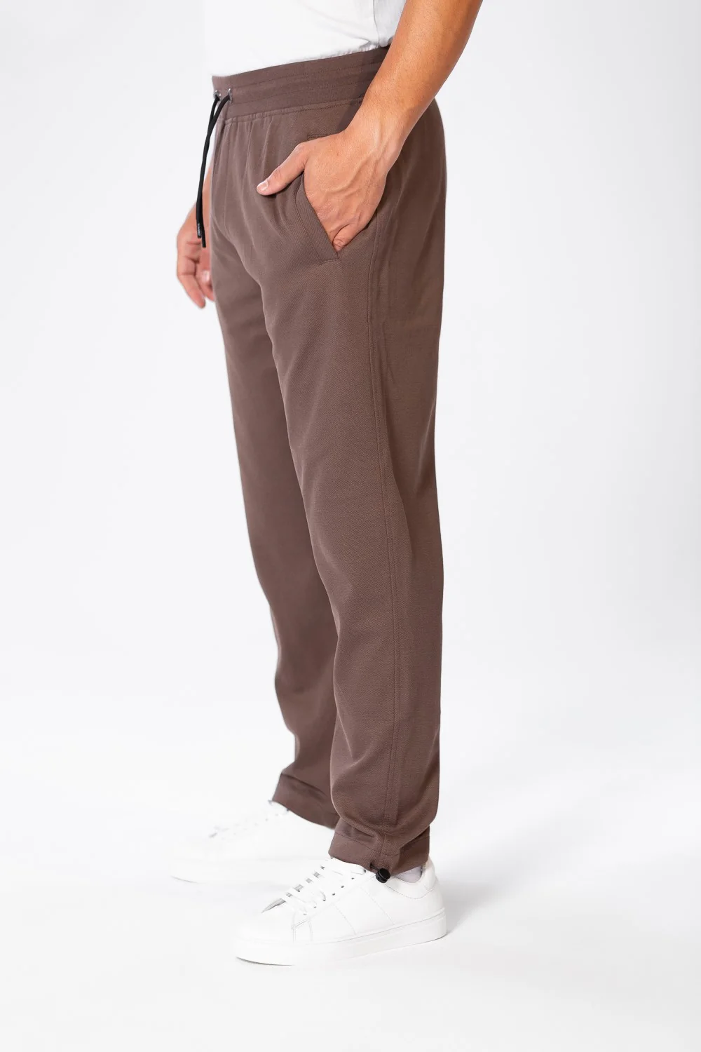Men's Oversized Sweatpants With Drawstring Closure And Pockets - Image 6