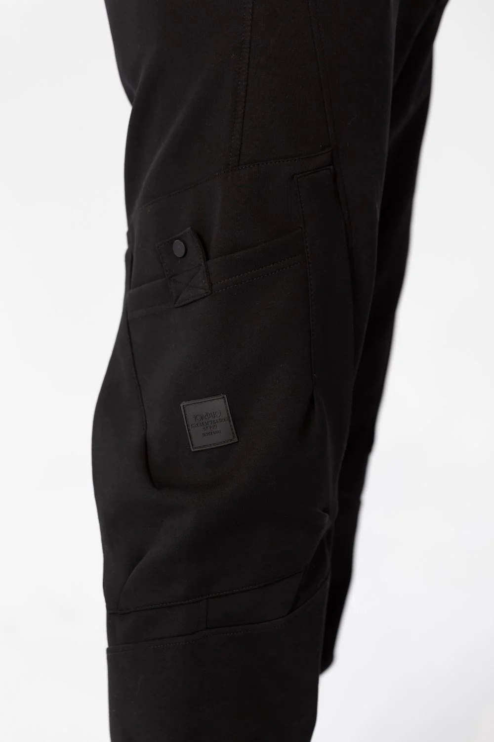 Men's Oversized Sweatpants With Drawstring In The Middle And Side Pockets - Image 7