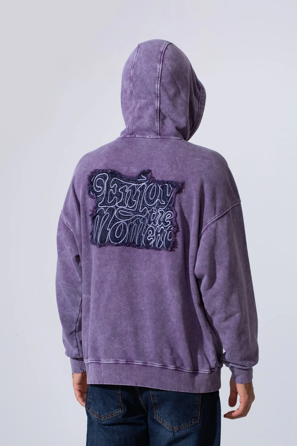 Men's Oversized Tomato Store Washed Hood Sweatshirt With Front Kangaroo Pocket And Back Text Print - Image 10