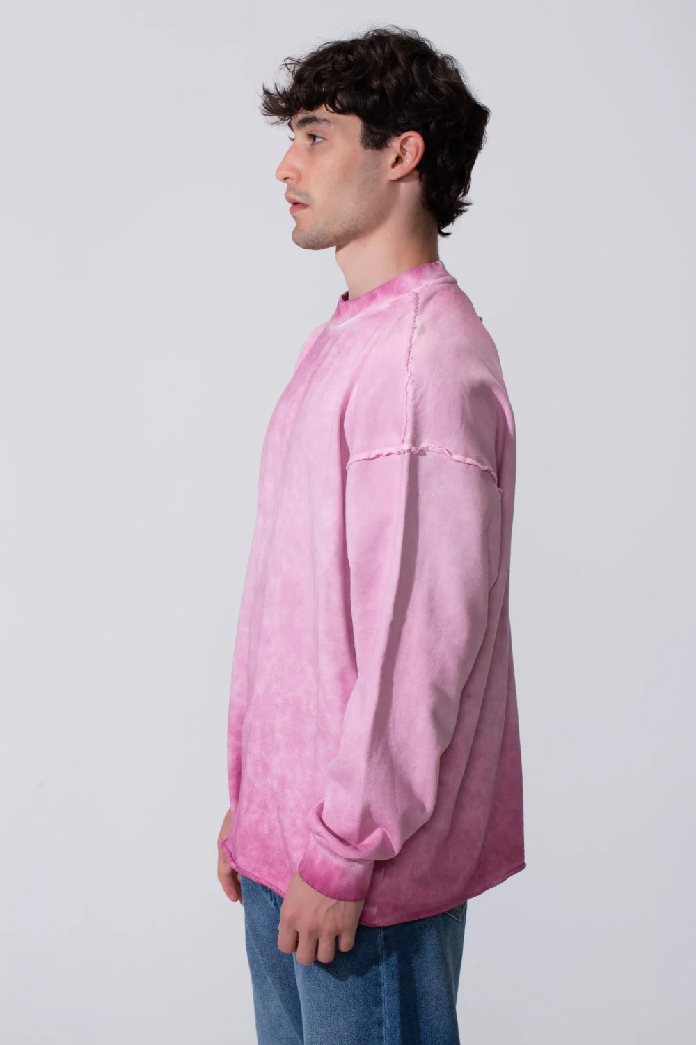 Men's Oversized Washed Sweatshirt With A Round Neck And Long Sleeves - Image 3