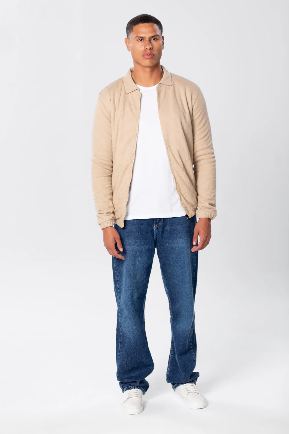 Men's Padded Jacket With Zippers And Front Pockets - Image 4