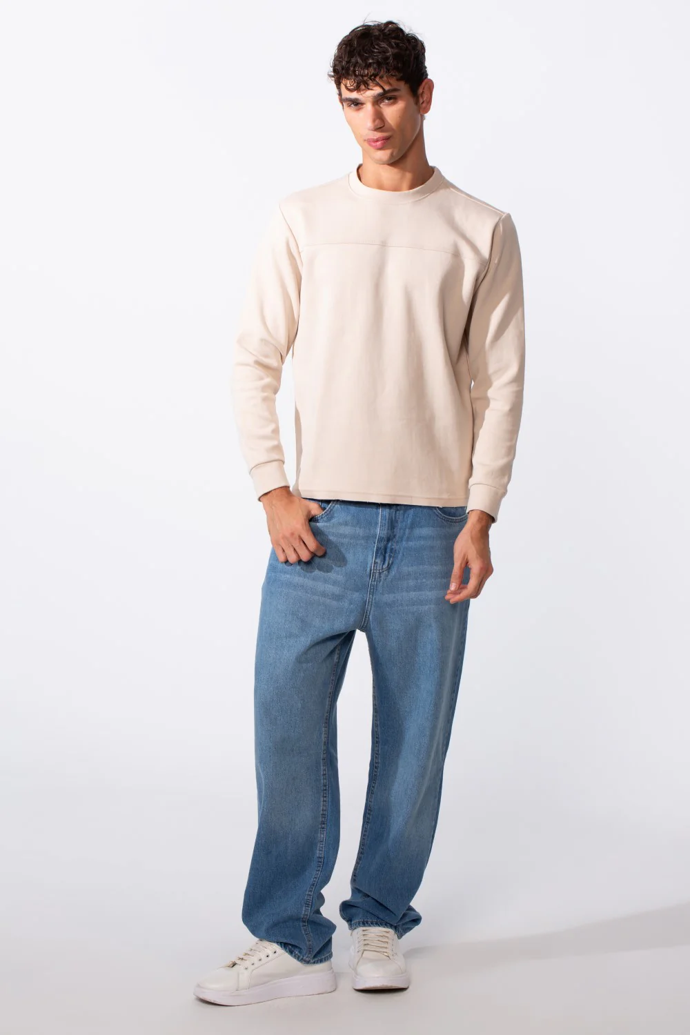 Men's Plain Essential Round Neck Slim Fit Sweatshirt - Image 3