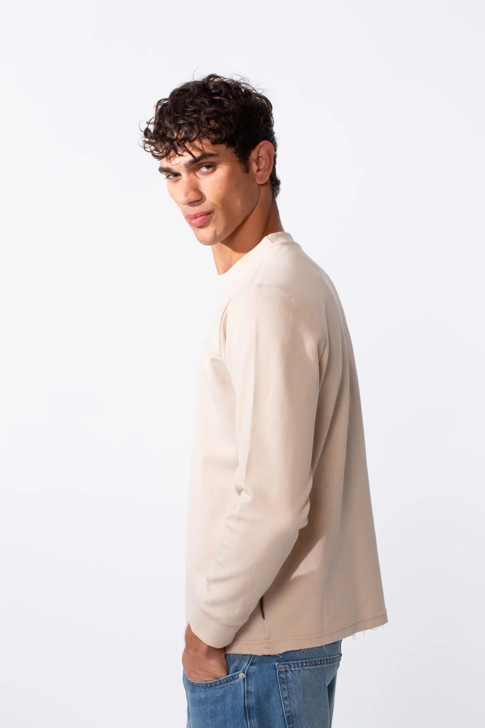 Men's Plain Essential Round Neck Slim Fit Sweatshirt - Image 4