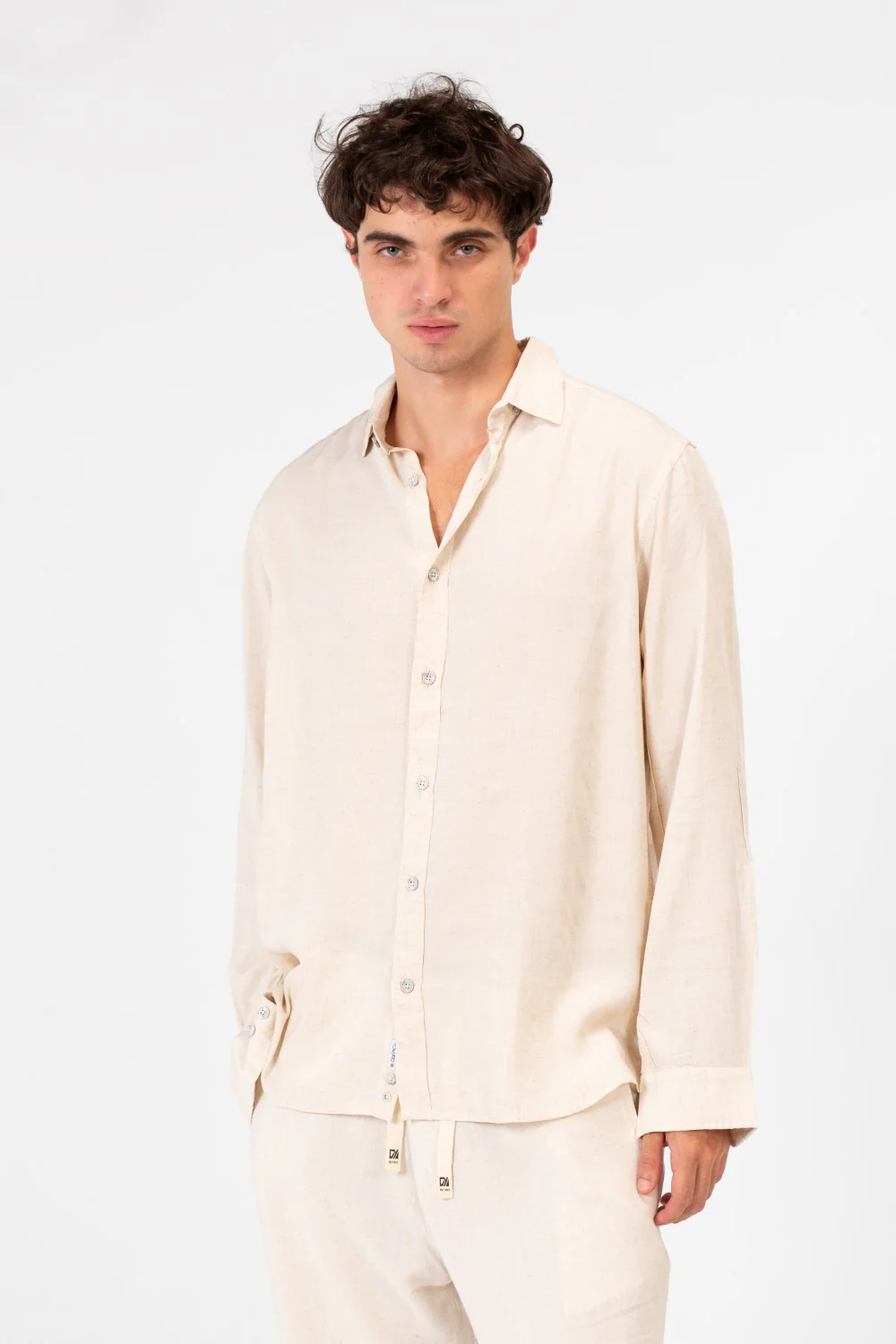Men's Plain Regular Fit Long Sleeved Shirt In Practical Fabric And Modern Colors