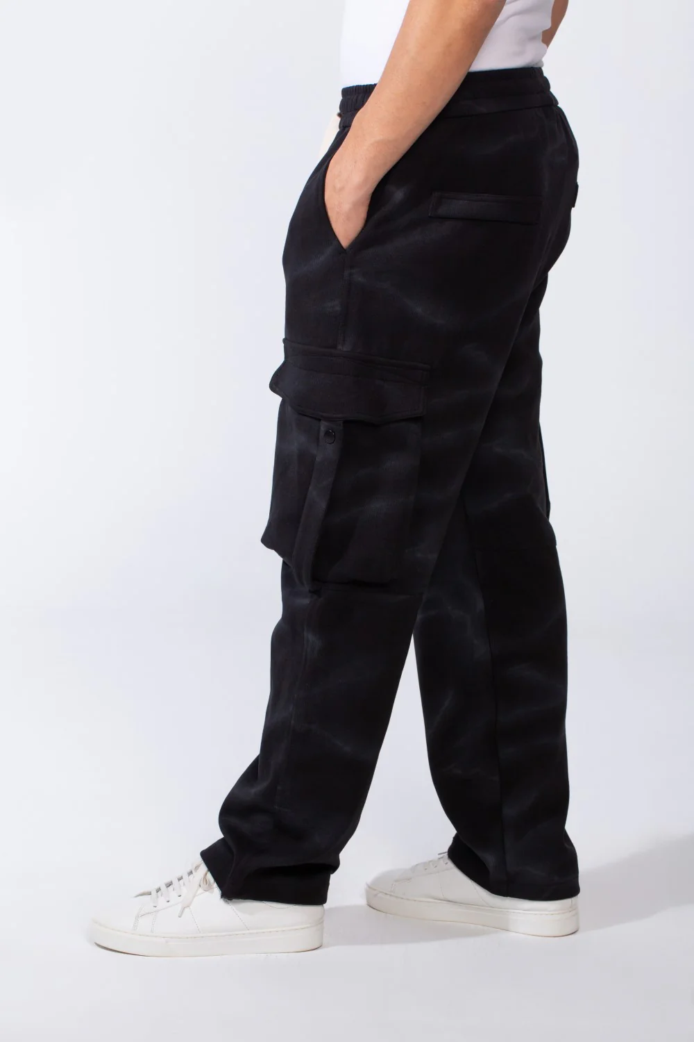Men's Practical Knit Fabric Side Pockets With Flip And Stripe Sporty Wide Leg Sweatpants - Image 14