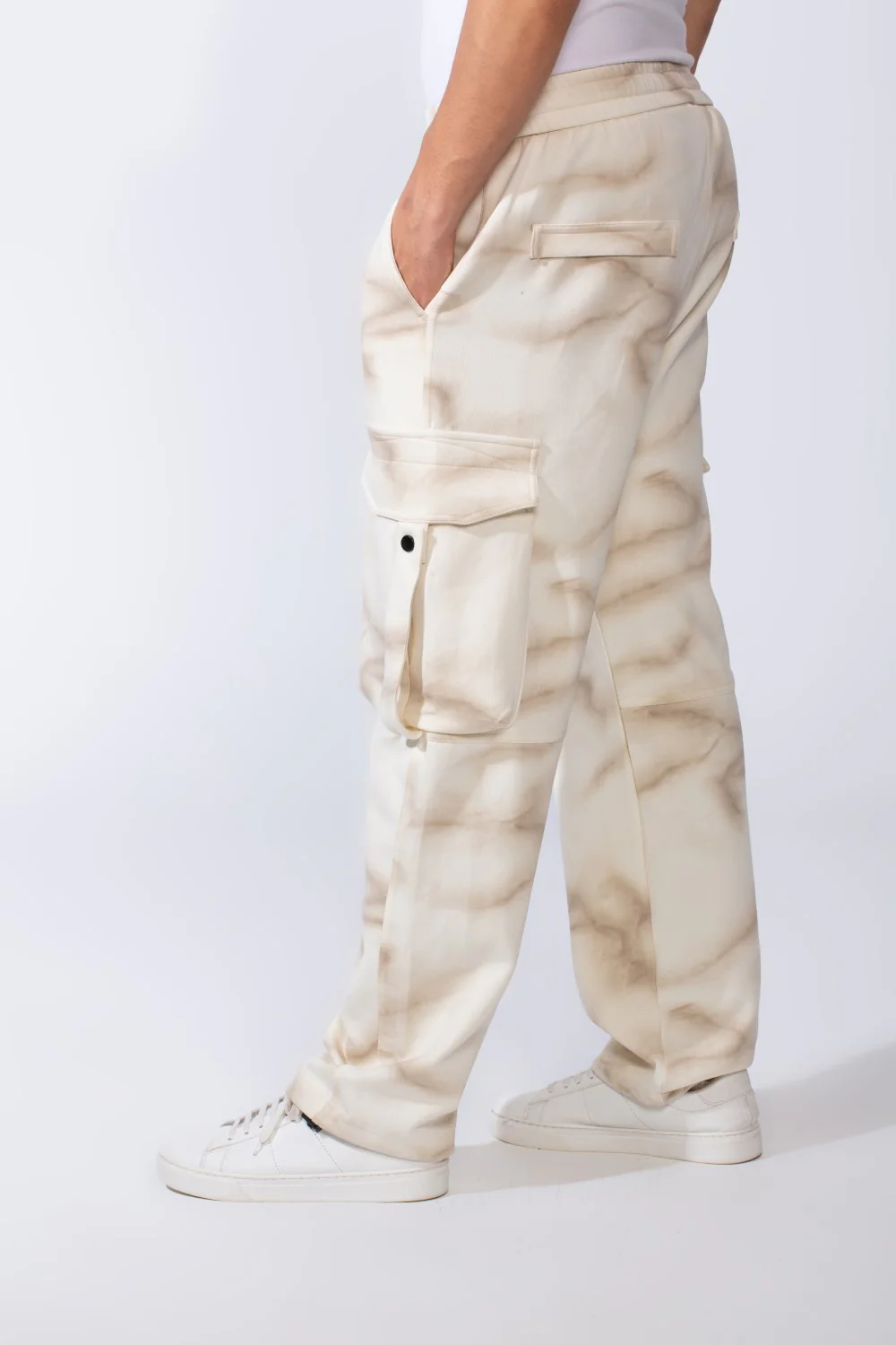 Men's Practical Knit Fabric Side Pockets With Flip And Stripe Sporty Wide Leg Sweatpants - Image 7