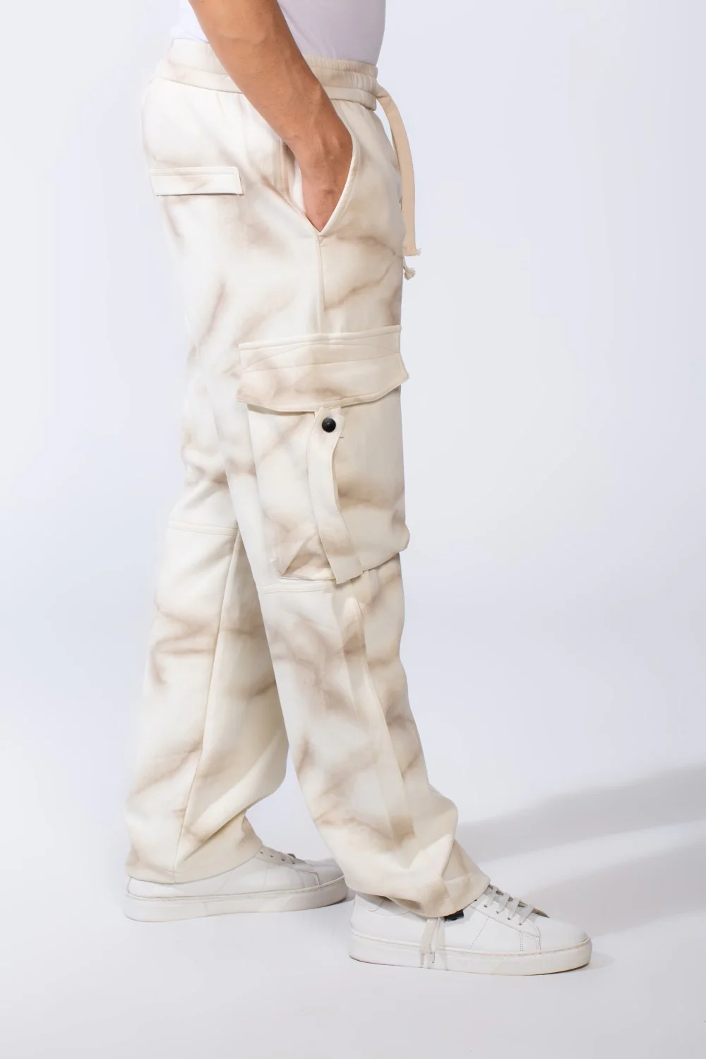 Men's Practical Knit Fabric Side Pockets With Flip And Stripe Sporty Wide Leg Sweatpants - Image 8