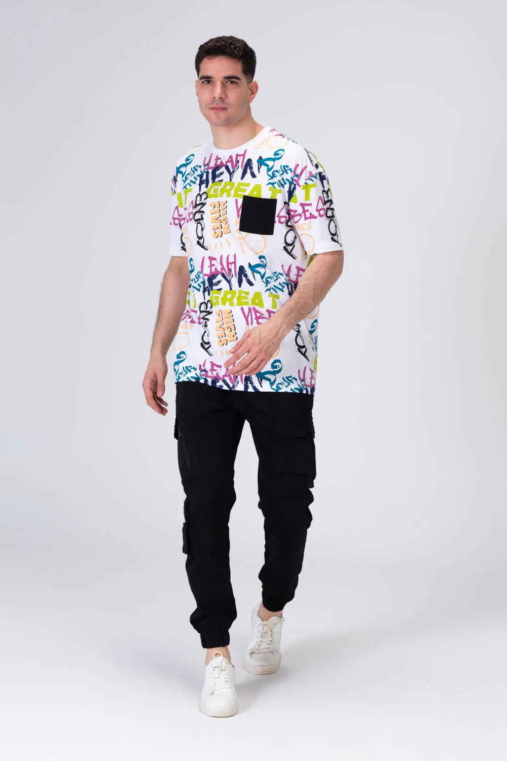 Mens Printed Cotton T-shirt With Pocket On The Front - Image 7