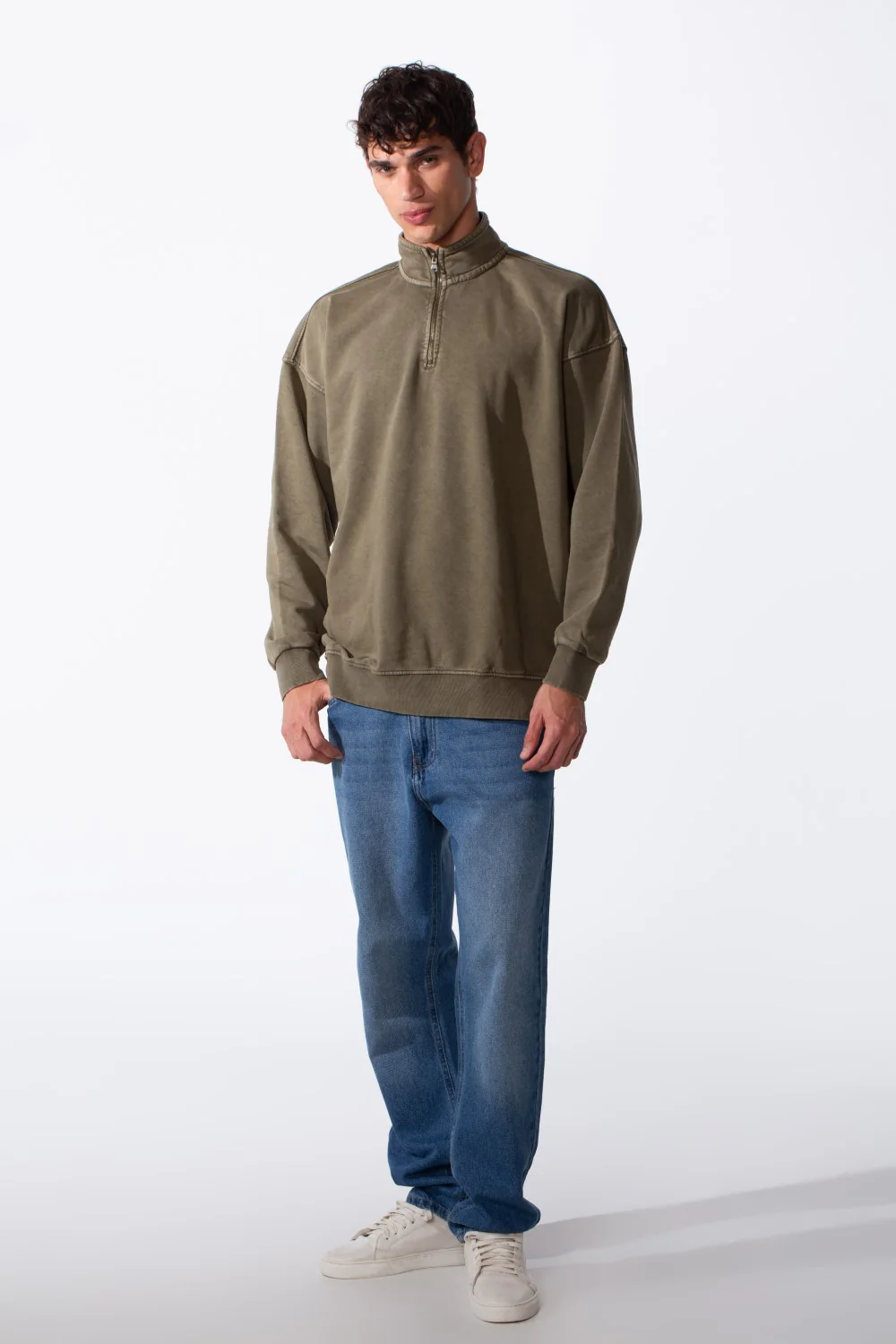 Men's Round Neck Half Zip Long Sleeve Oversized Sweatshirt - Image 4
