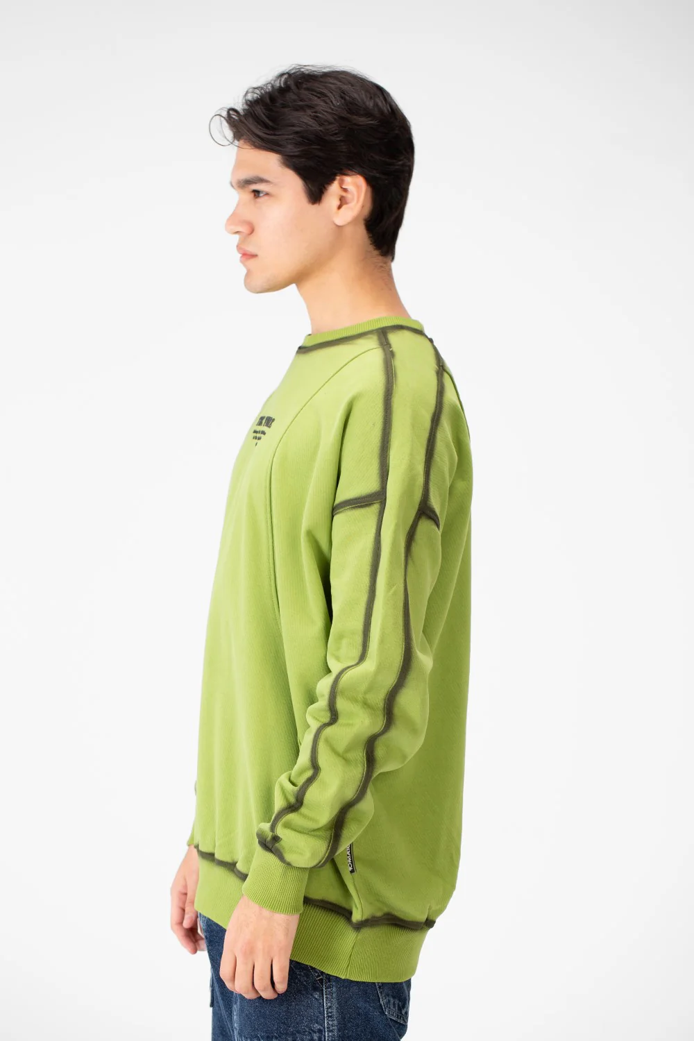 Men's Round Neck Oversize Sweatshirt In Modern Cut - Image 11