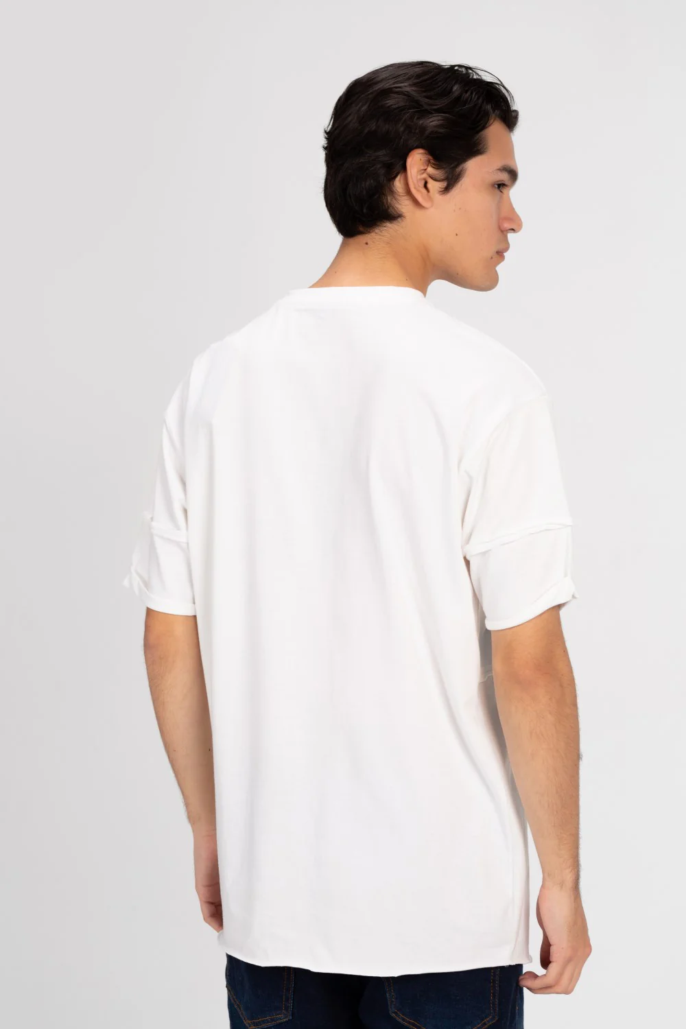 Men's Round Neck Oversized T-shirt In Modern Cut - Image 6