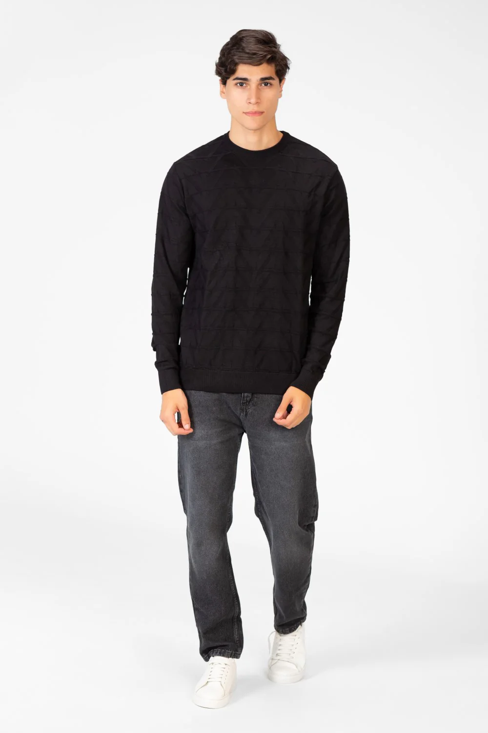 Men's Round Neck Pullover With Long Sleeves - Image 4