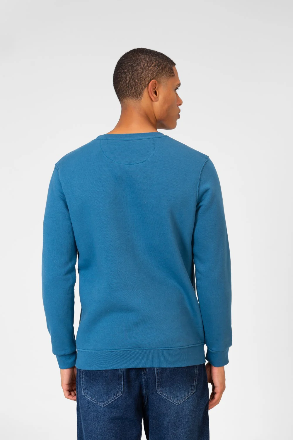 Men's Round Neck Sweatshirt With Front Print - Image 6