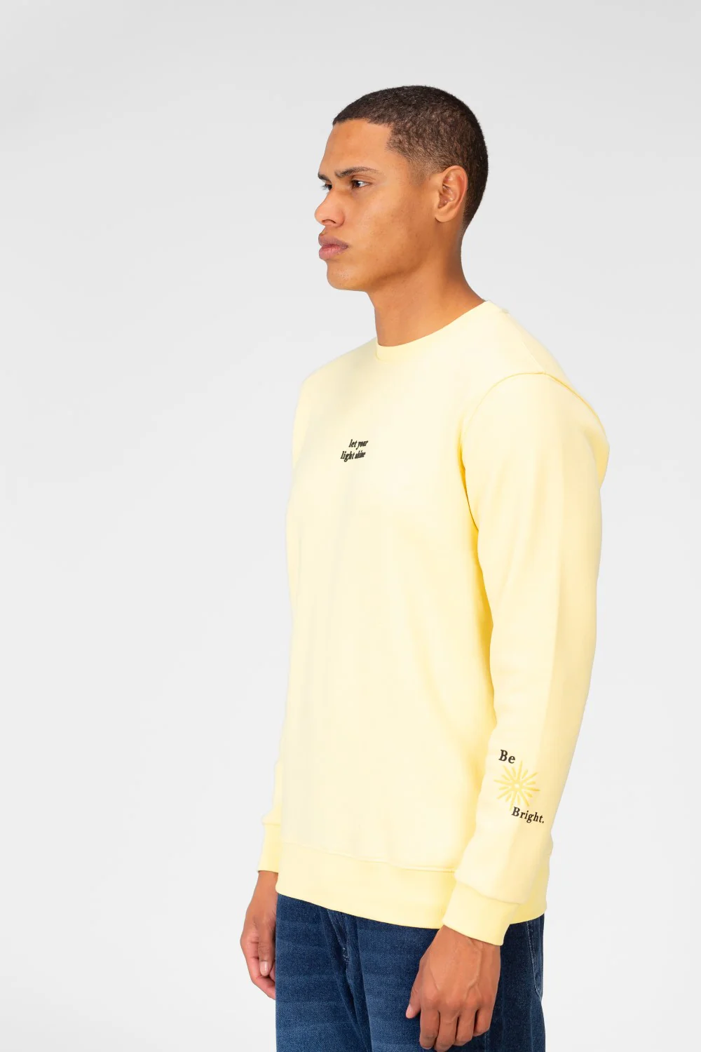 Men's Round Neck Sweatshirt With Text Print - Image 11