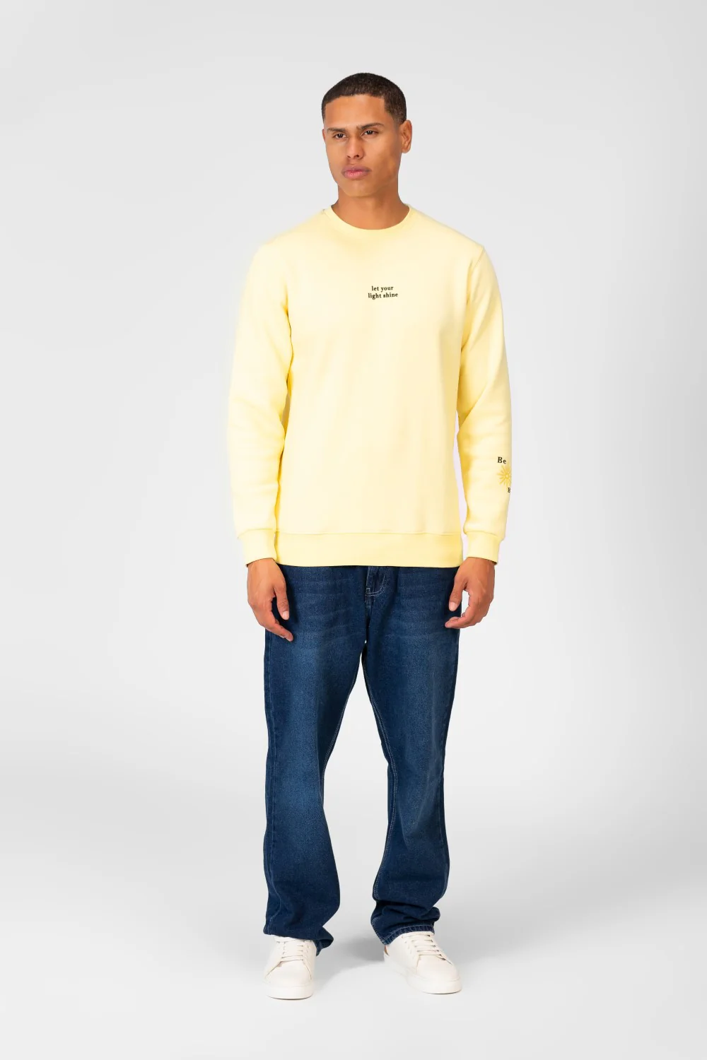 Men's Round Neck Sweatshirt With Text Print - Image 12