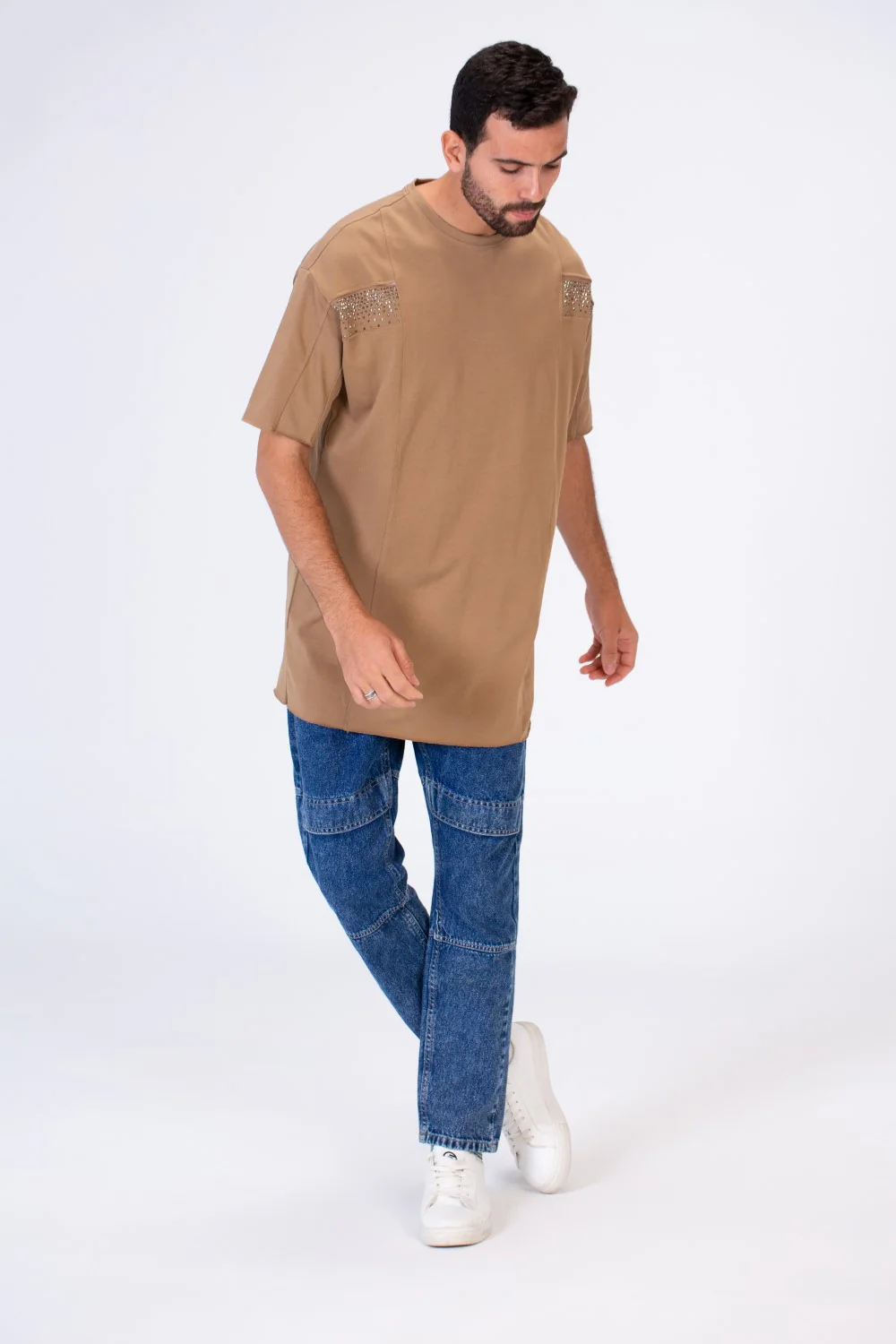 Mens Round Oversize Basic Plain T-shirt With A Modern Fit - Image 6