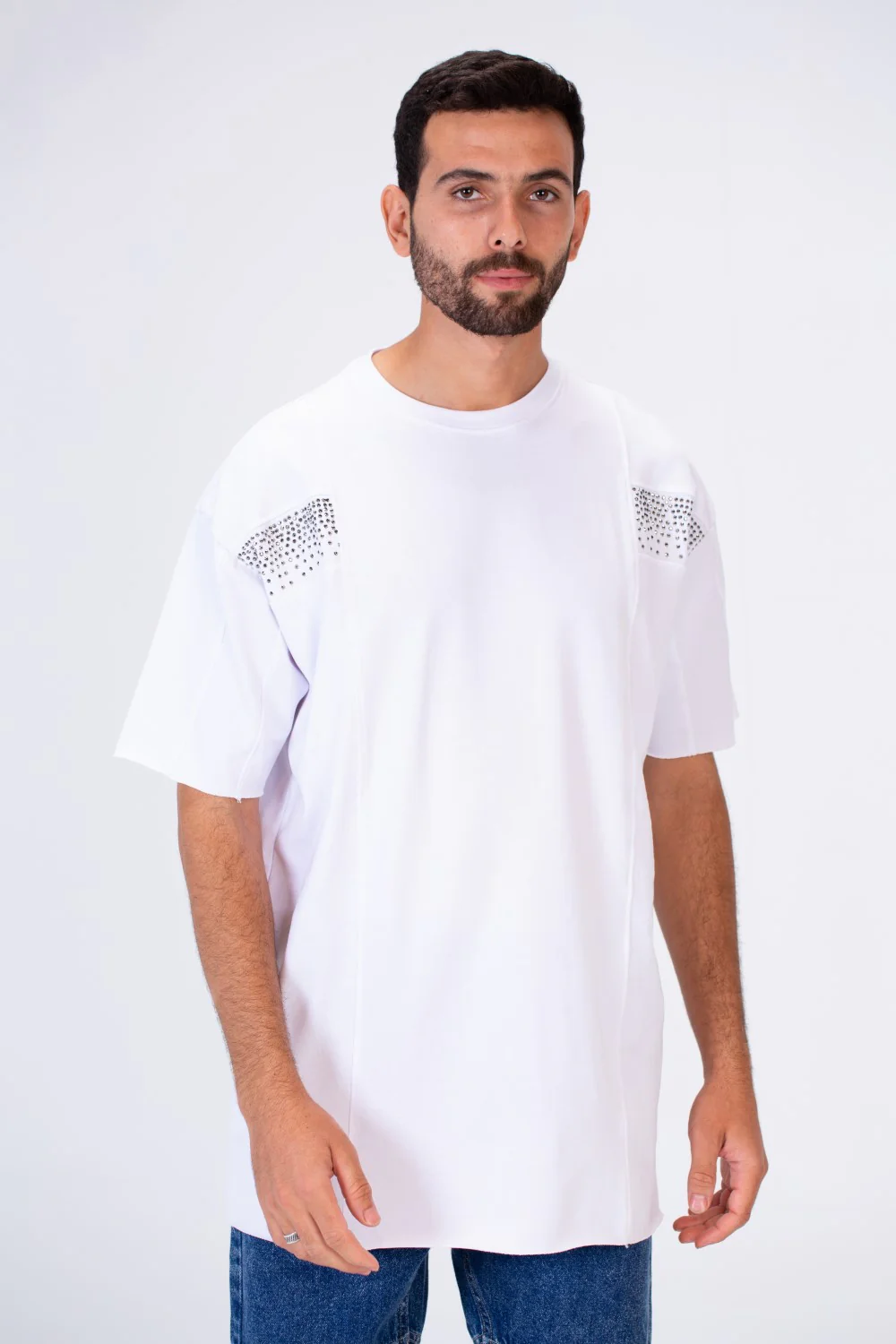 Mens Round Oversize Basic Plain T-shirt With A Modern Fit - Image 7