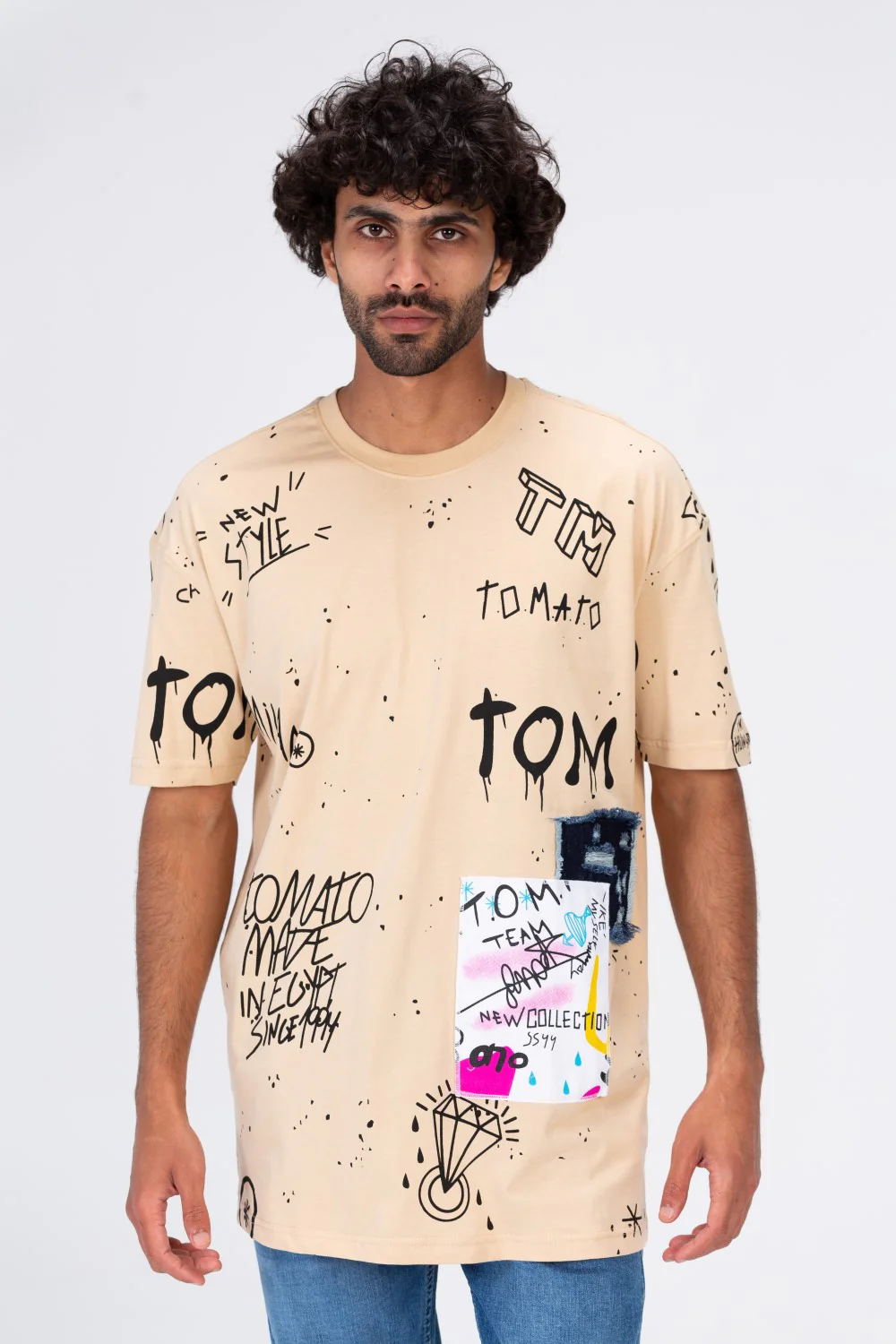 Mens Round T-shirt With Tomato Badge Printed Oon The Front And Back - Image 3
