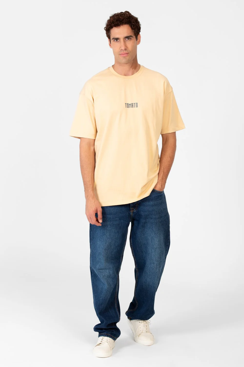 Men's Round Tomato Print Regular Fit T-Shirt - Image 4