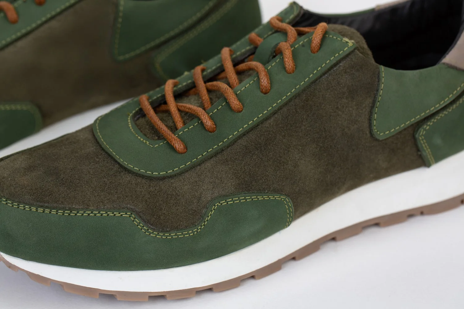 Mens Shoes Two Tone Suede Lace Up Shoes - Image 11