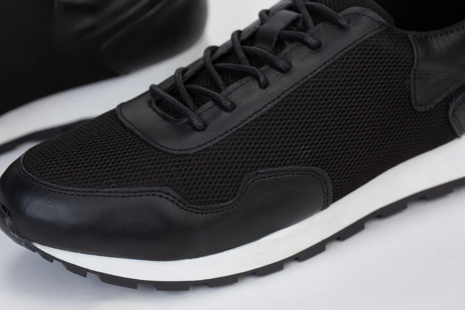 Mens Shoes Two Tone Suede Lace Up Shoes - Image 3