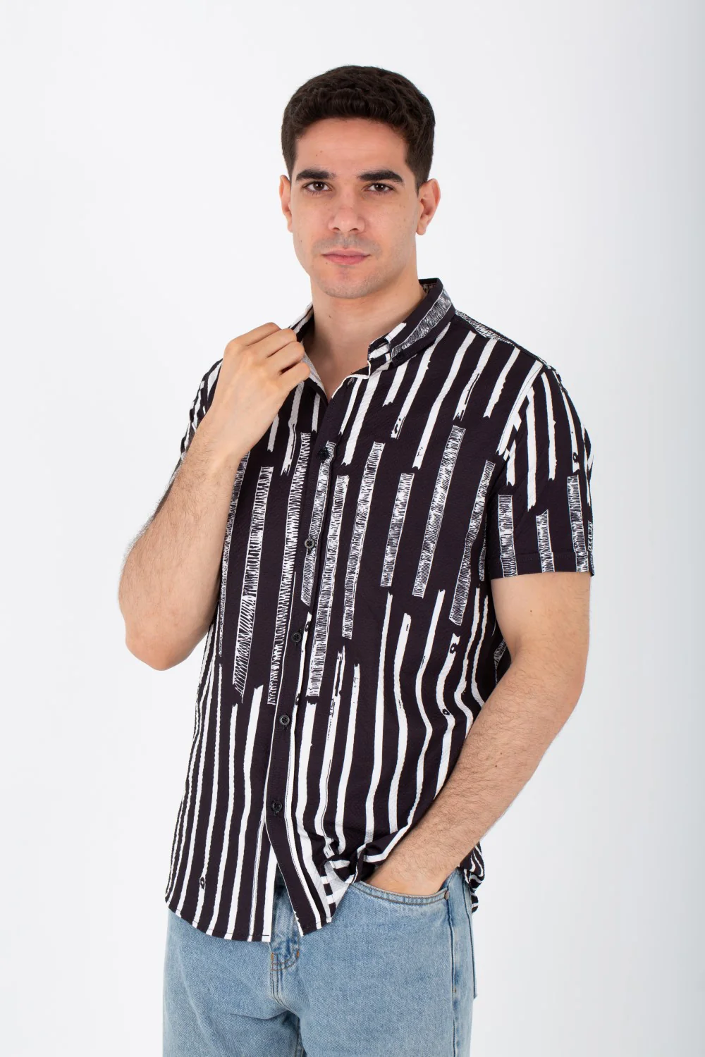 Mens Short Sleeve Striped Slim Fit Shirt In Printed Poplin Material - Image 6