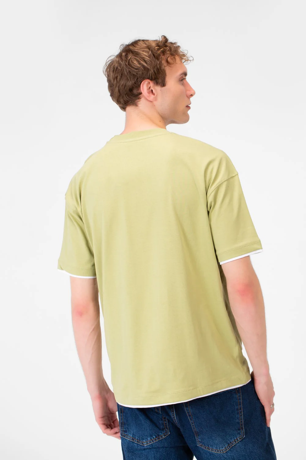 Men's Short-Sleeved Regular Fit T-shirt With Front Text Print And Round Neck - Image 6