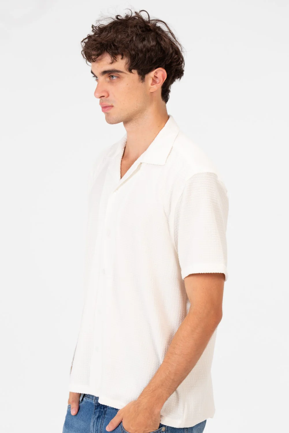 Men's Short Sleeved Slim Fit Shirt Modern Design With Breathable Material - Image 10