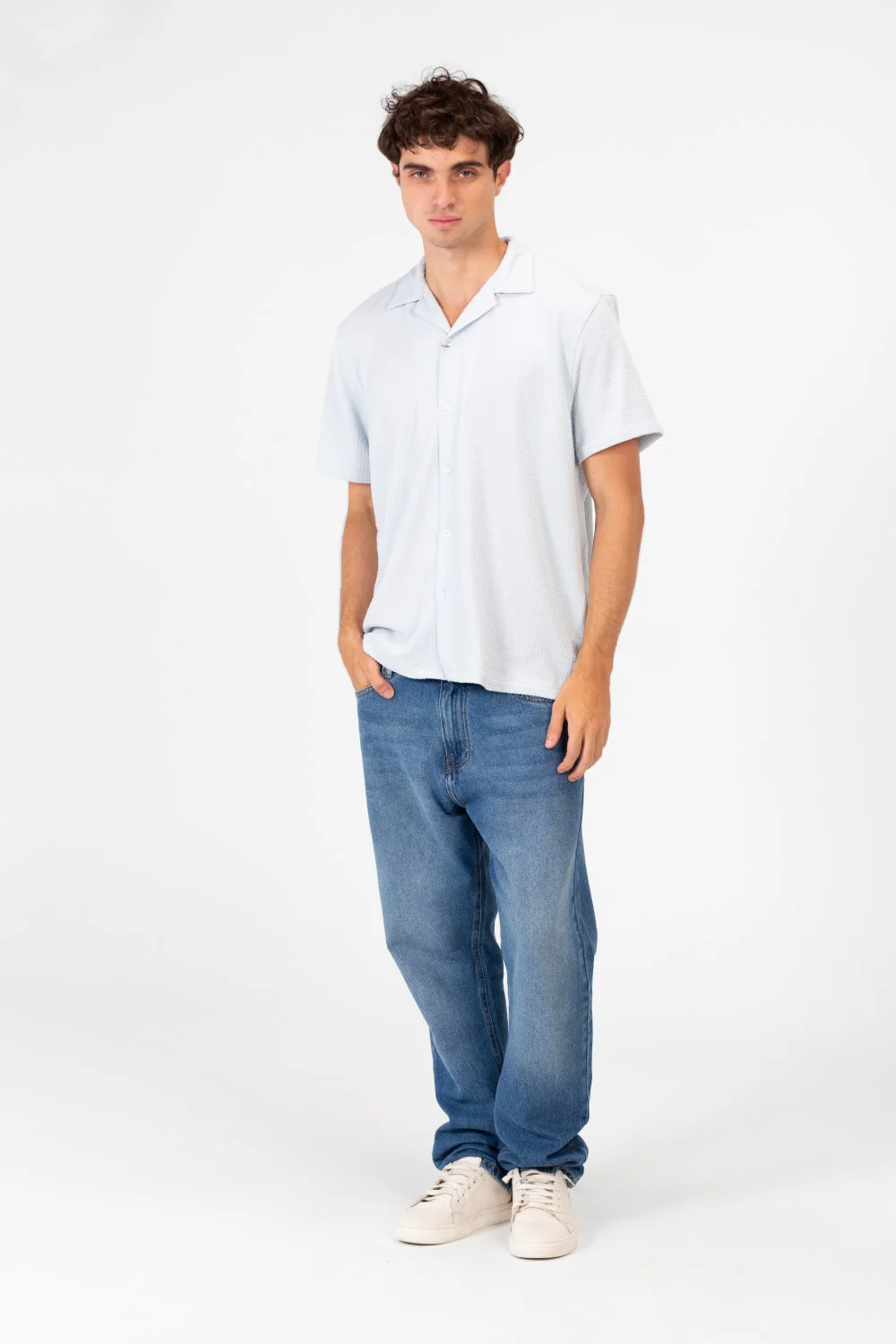 Men's Short Sleeved Slim Fit Shirt Modern Design With Breathable Material - Image 3
