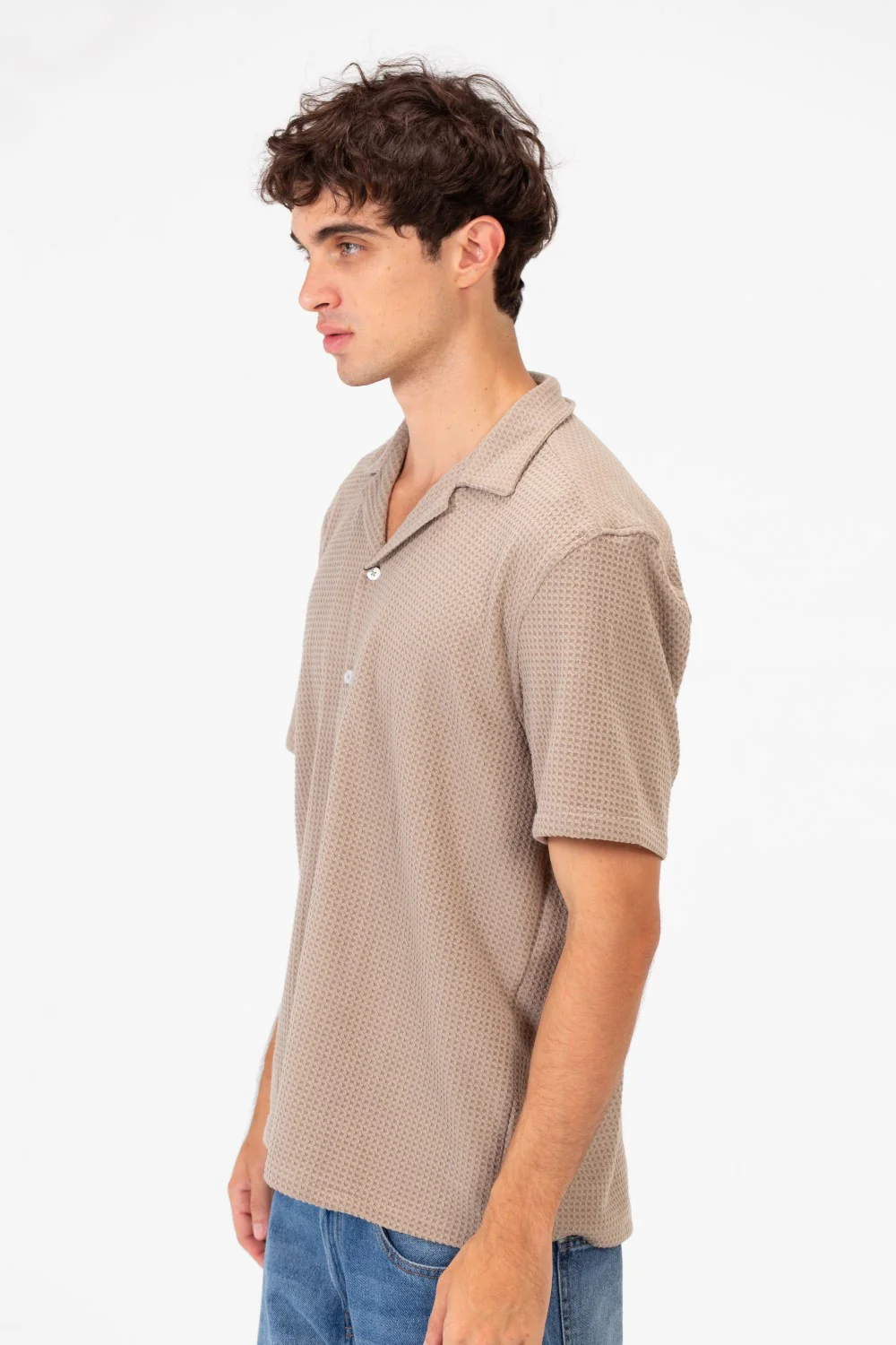 Men's Short Sleeved Slim Fit Shirt Modern Design With Breathable Material - Image 6