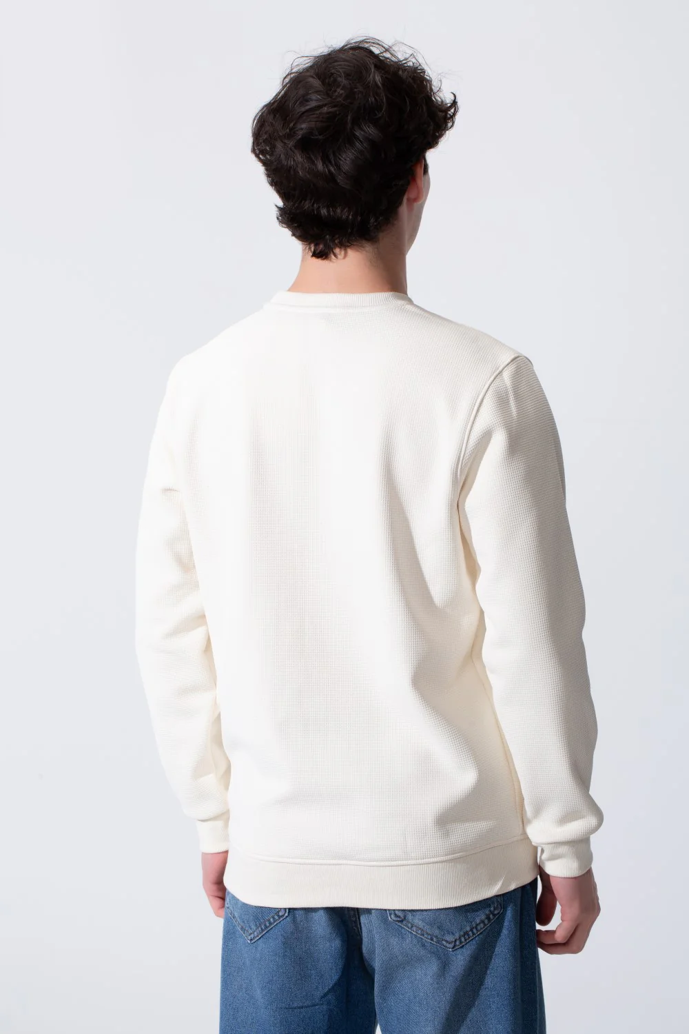 Men's Slim Fit Crew Neck Long Sleeved Sweatshirt - Image 6