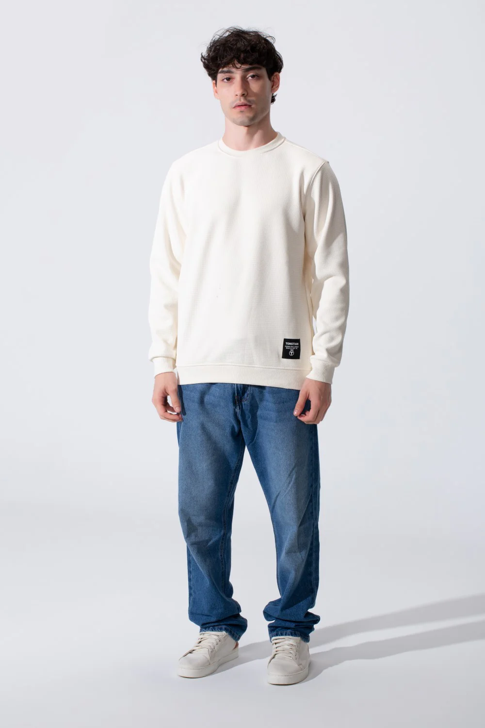 Men's Slim Fit Crew Neck Long Sleeved Sweatshirt - Image 8