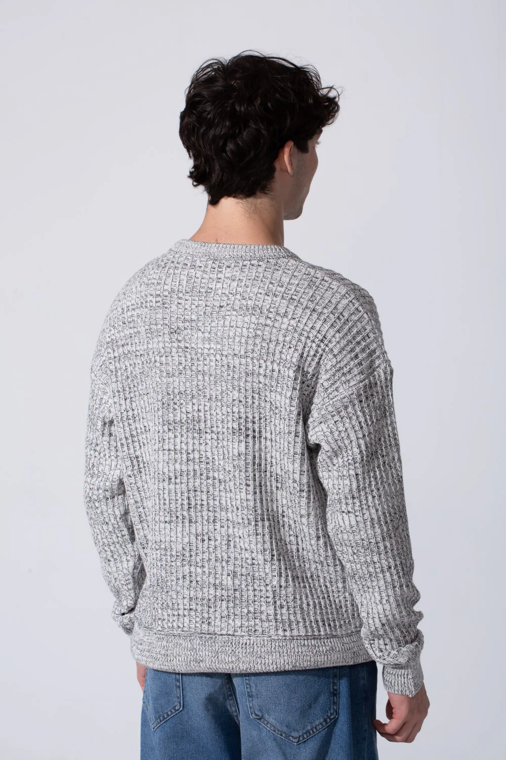 Men's Slim Fit Jakar Cotton Pullover With A Round Neck And Long Sleeves - Image 10